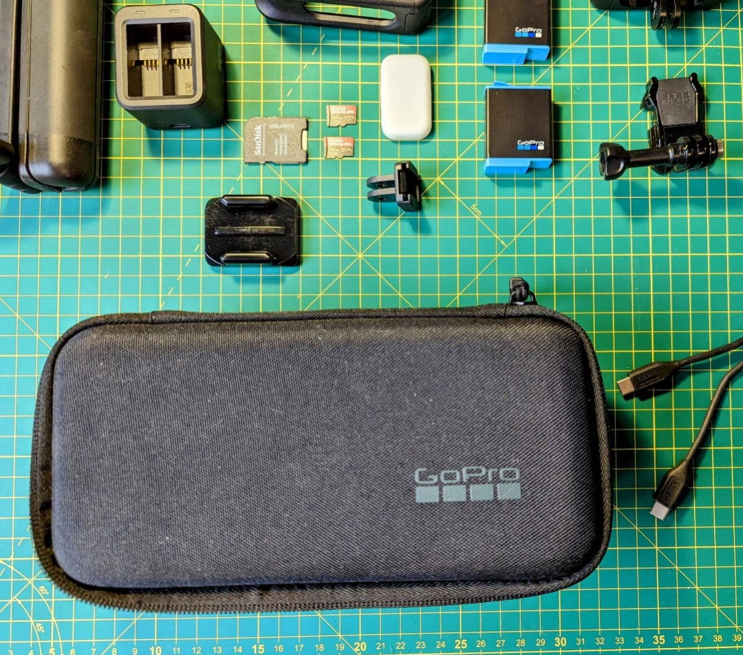 Gopro héro dix black cinq K + accessoires - Miniature 2