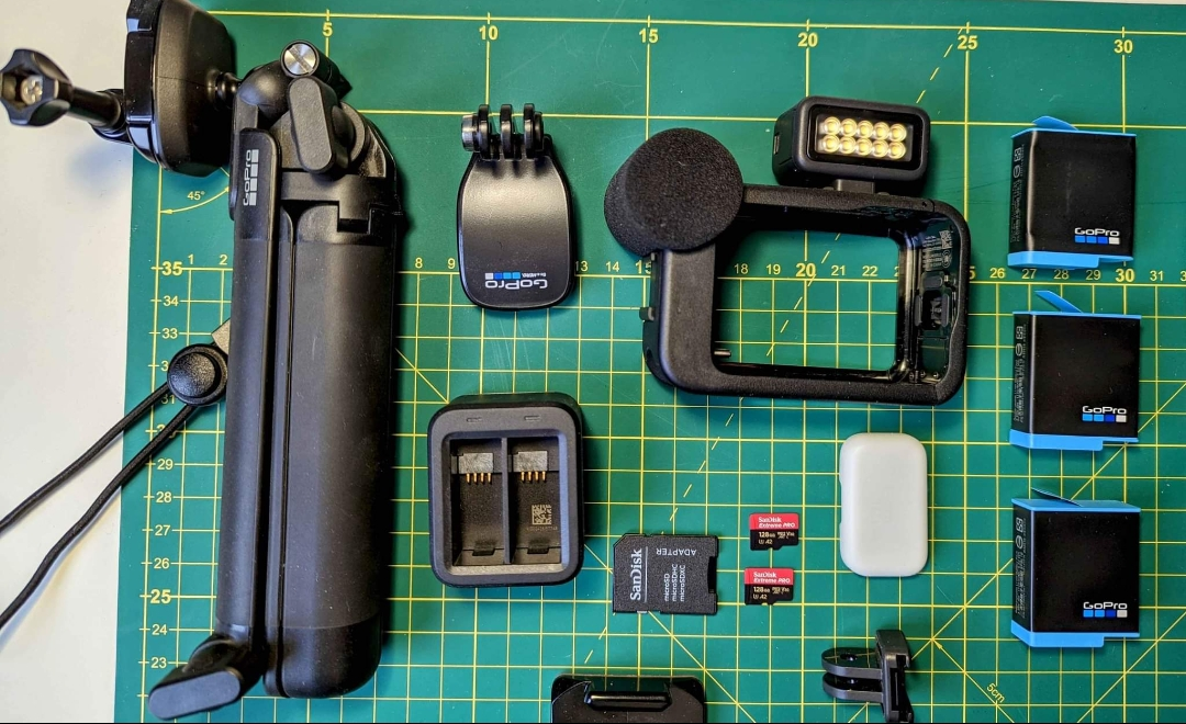 Gopro héro dix black cinq K + accessoires - Miniature 5