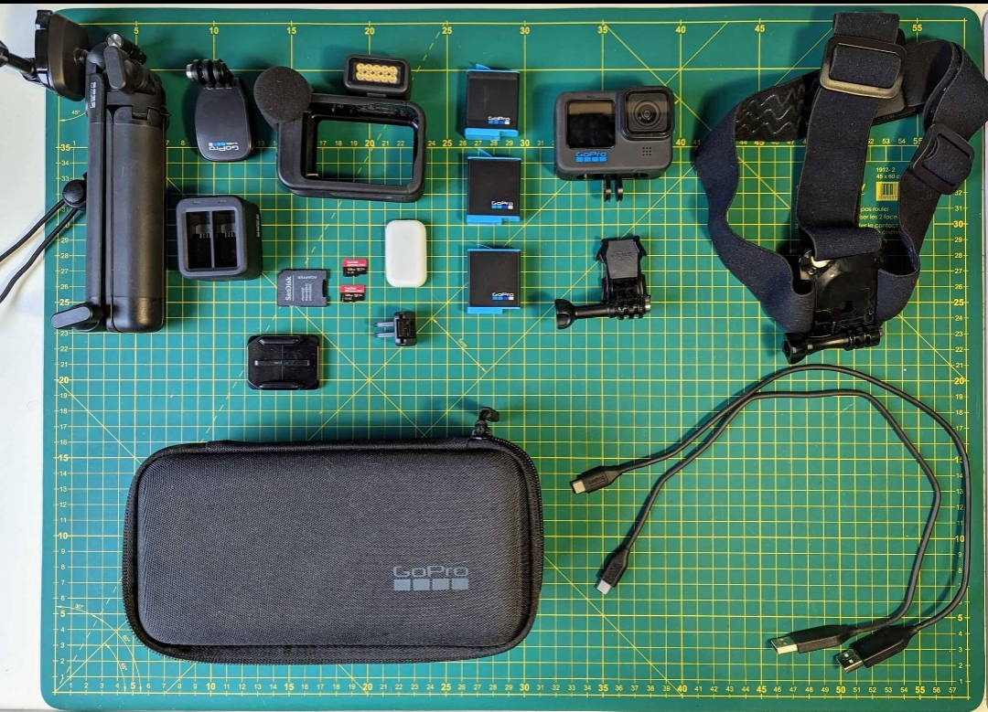 Gopro héro dix black cinq K + accessoires - Miniature 4