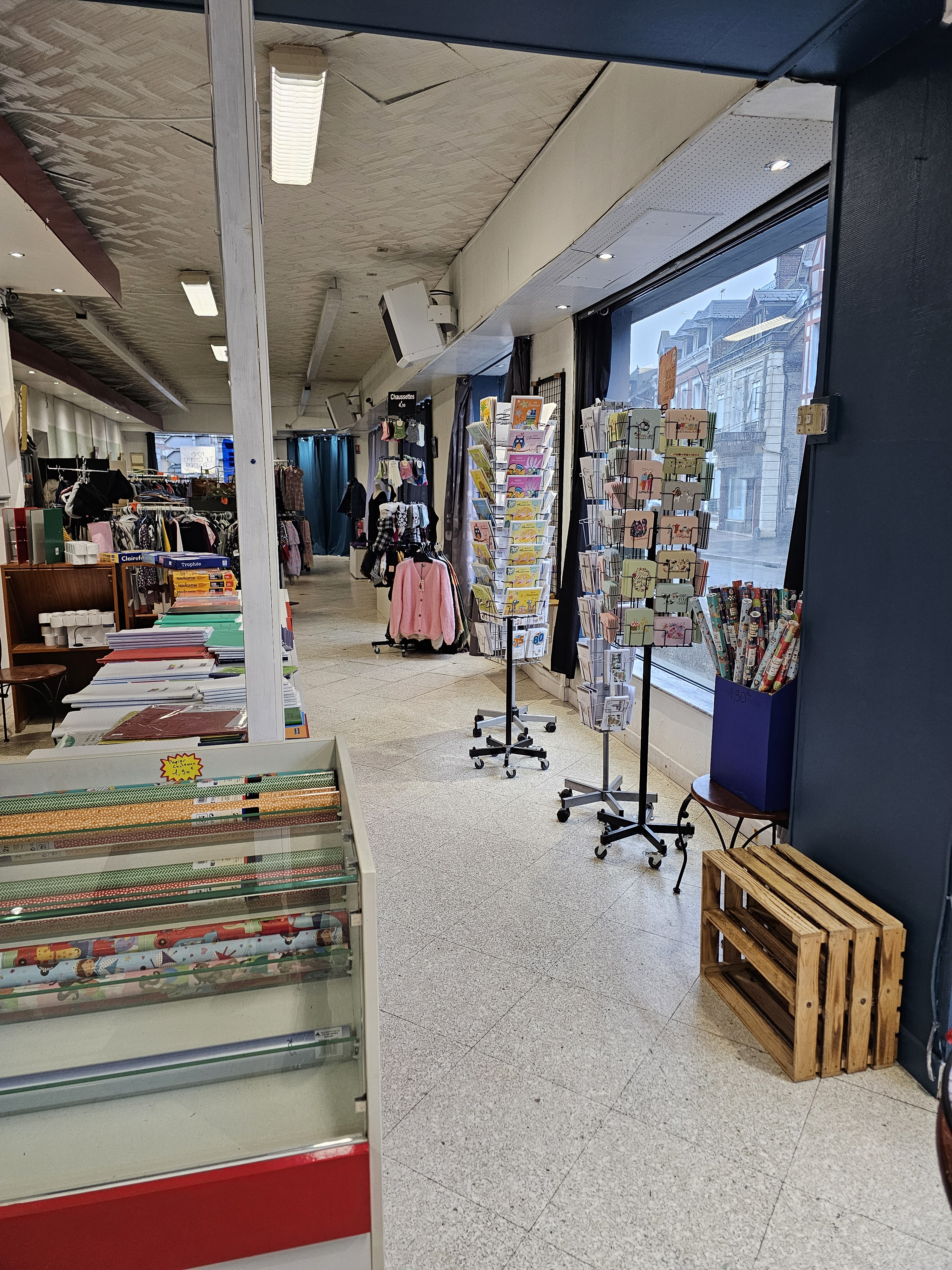 Vente de fond de commerce dans un quartier animé - Miniature 4