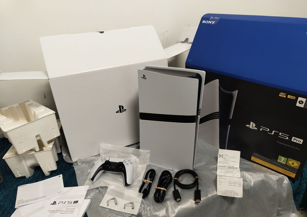 PS5 Pro Neuve - Miniature 3