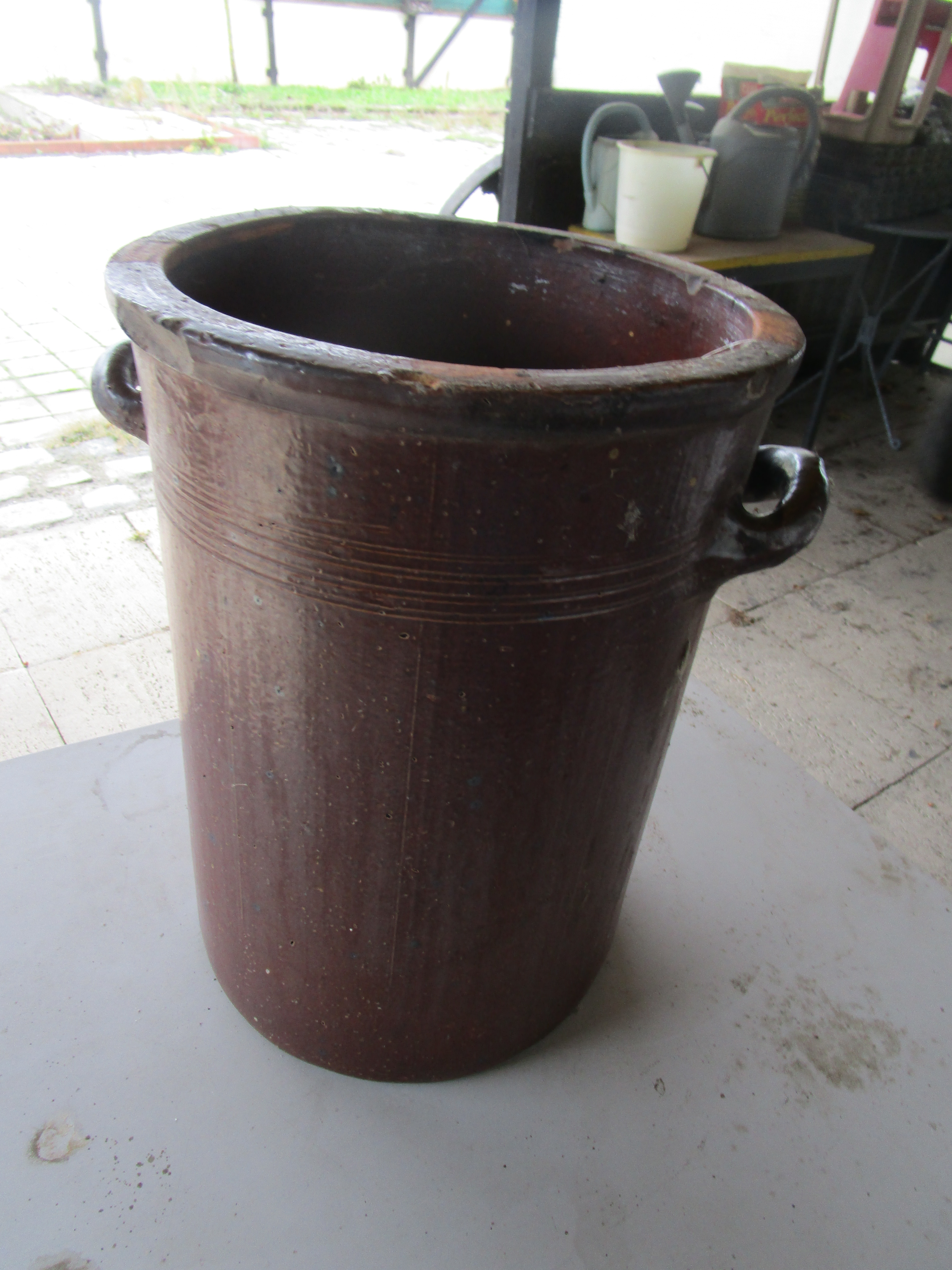 Pot en grès