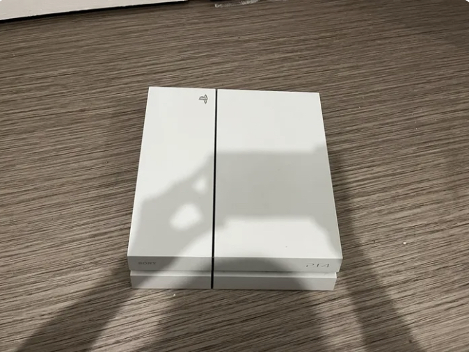 Ps4blanche avec manette - Miniature 2
