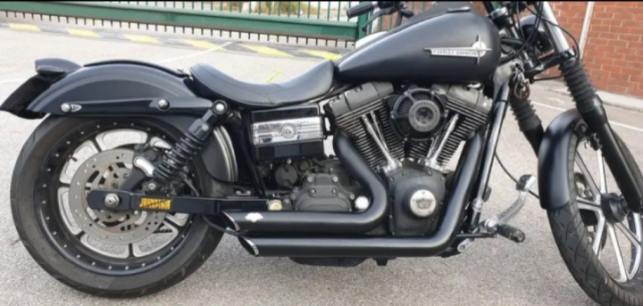 Harley Davidson Dyna - Miniature 3