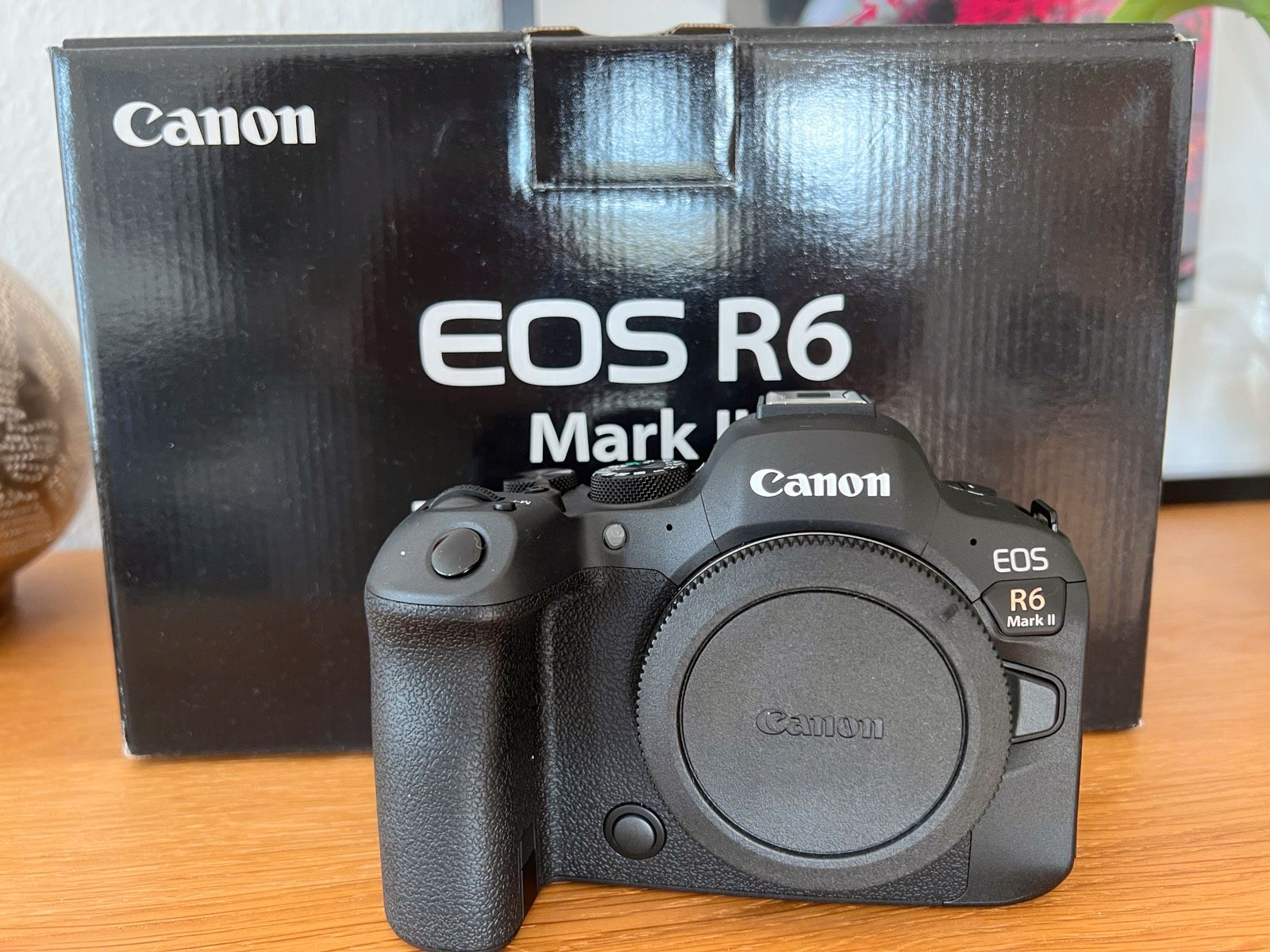 Boîtier CANON EOS R6 Mark II, comme neuf,