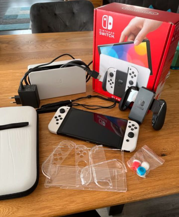 Nintendo Oled - Miniature 2