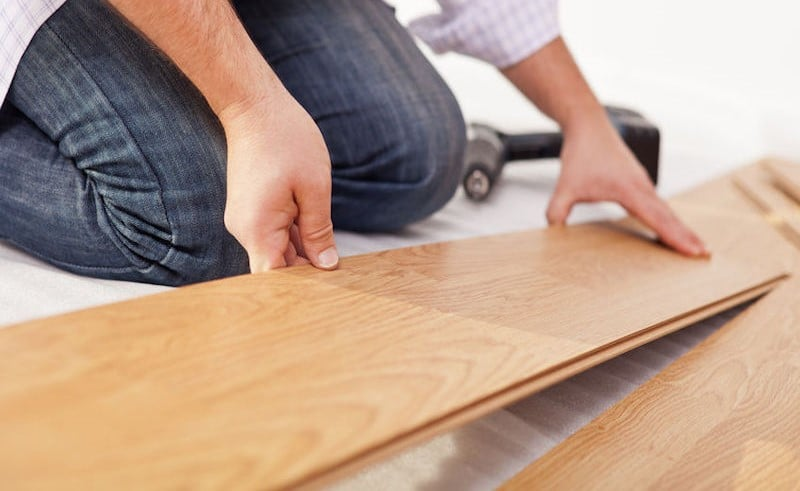 Poseur de parquet