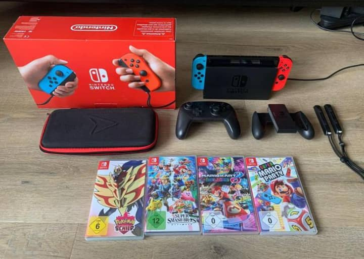 Nintendo Switch
