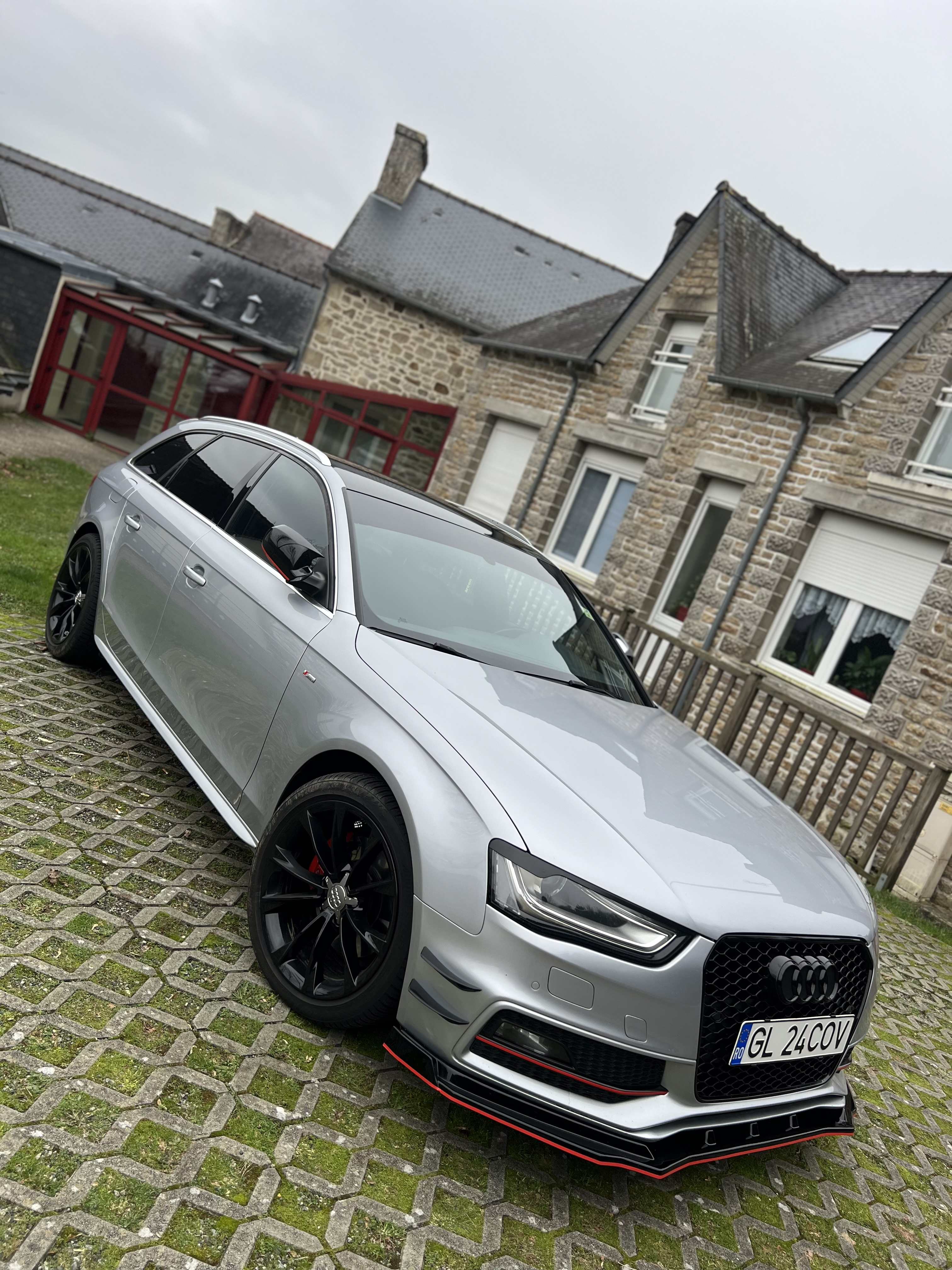 Je vends Audi A4 2015
