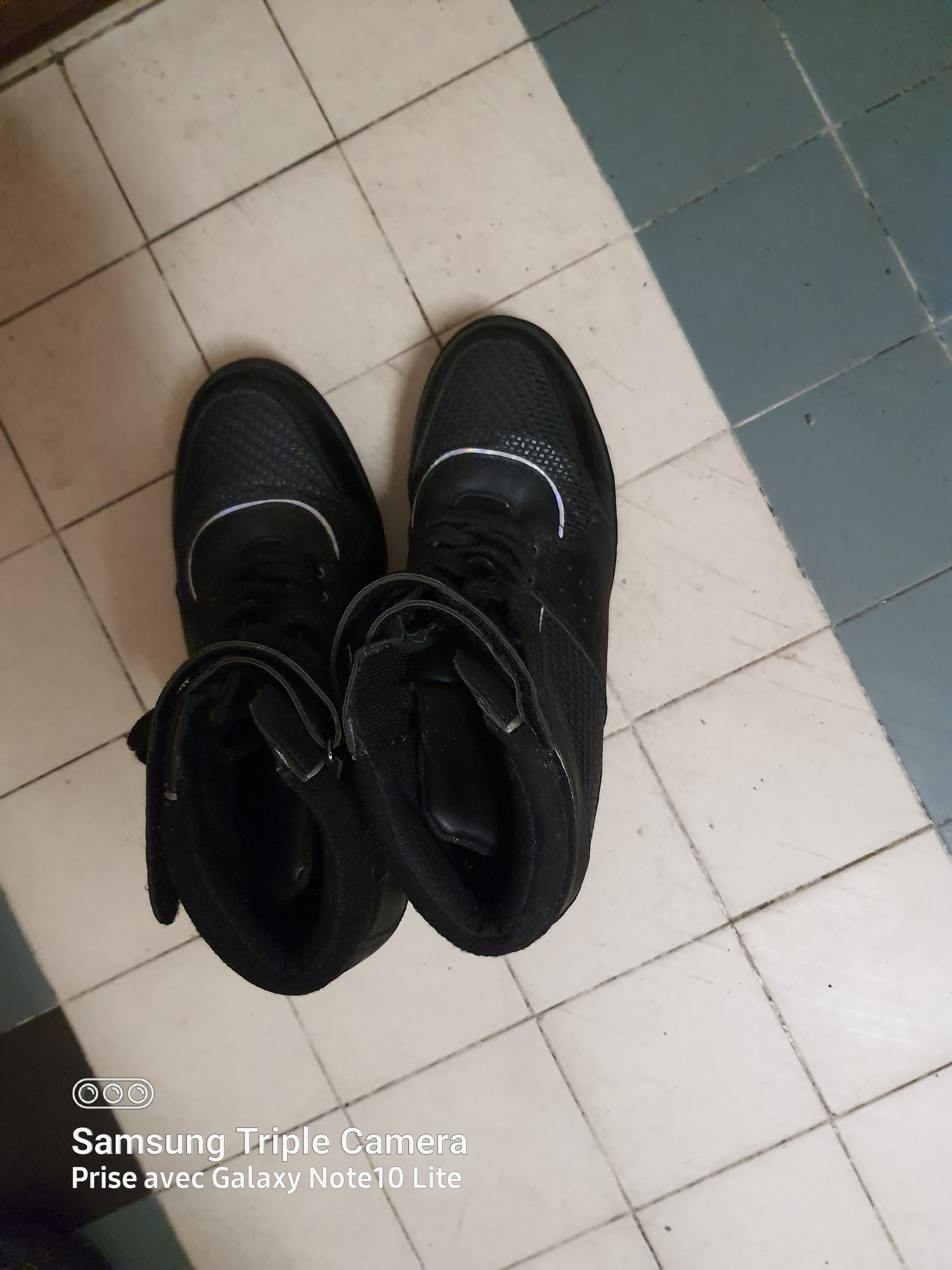 Chaussures montantes