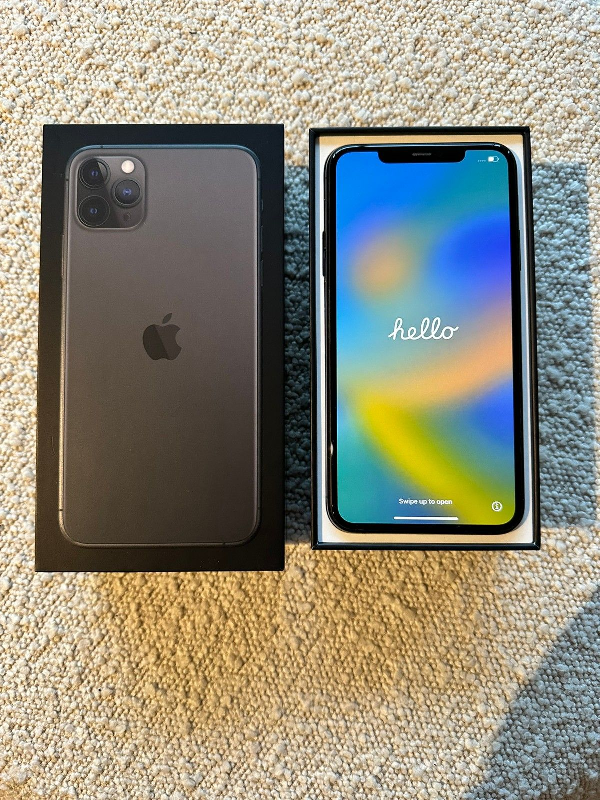 IPHONE 11 PRO MAX 256 GO AVEC TOUT SES ACCESSOIRE + FACTURE