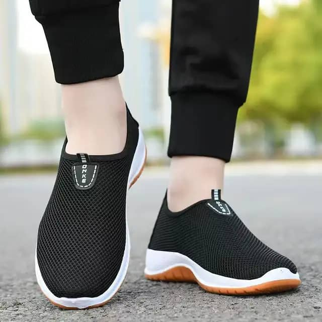 Les chaussures très souples - Miniature 4