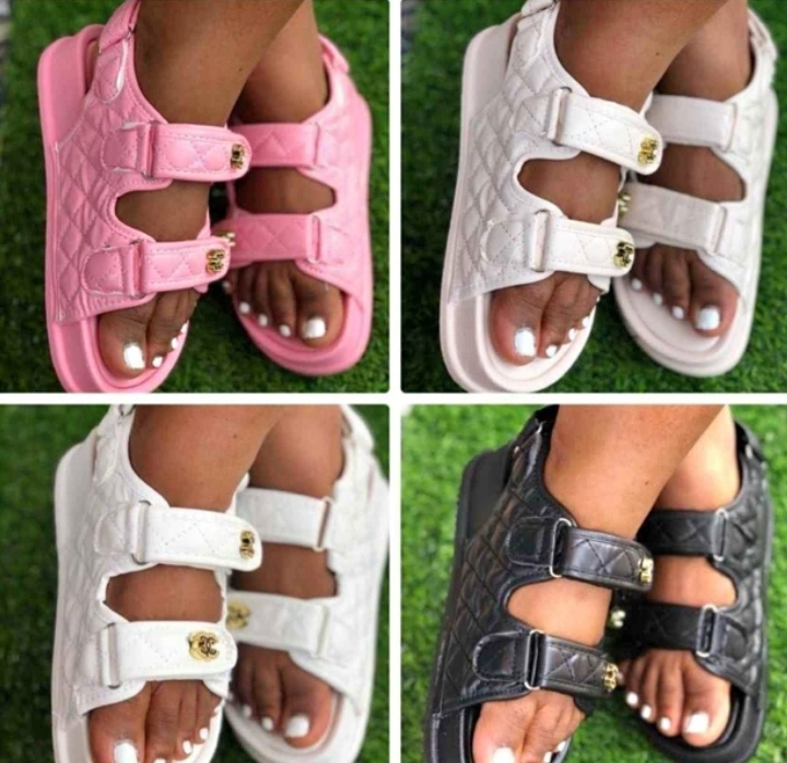 Les chaussures très souples - Miniature 2