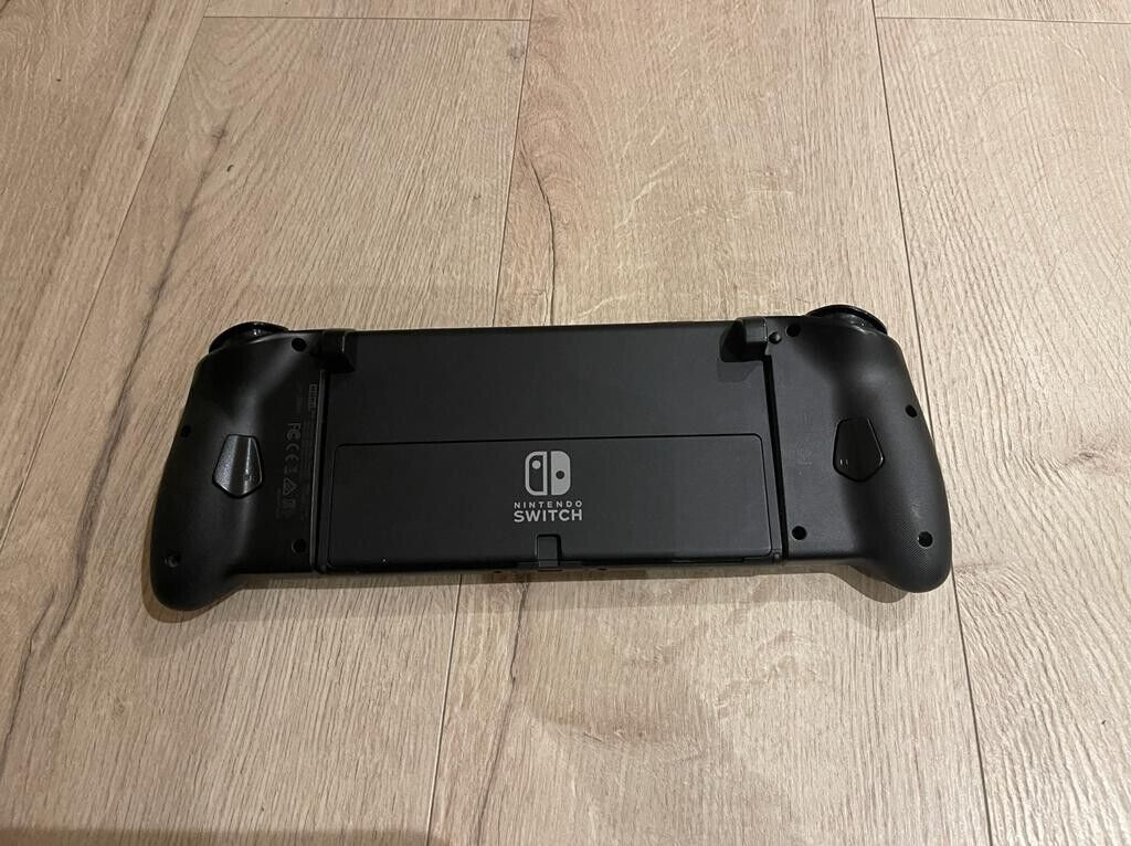 Nintendo Switch OLED - Miniature 5