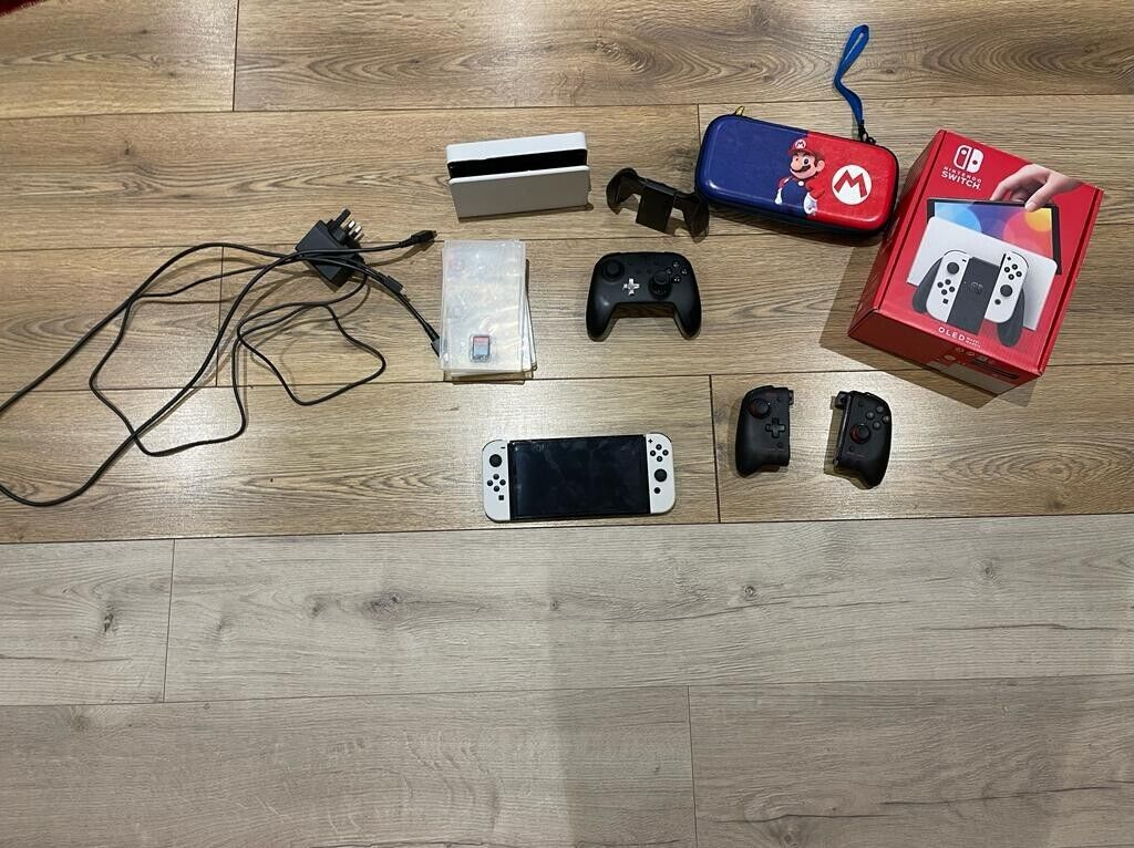 Nintendo Switch OLED - Miniature 2