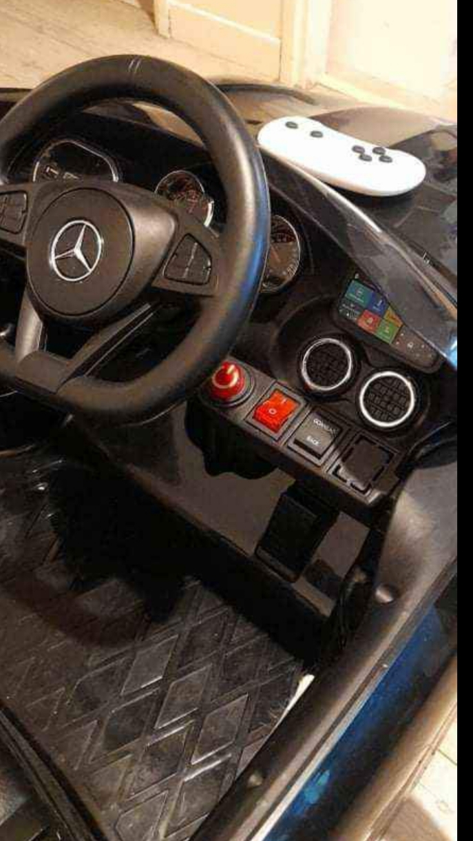 Véhicule électronique enfant AMG