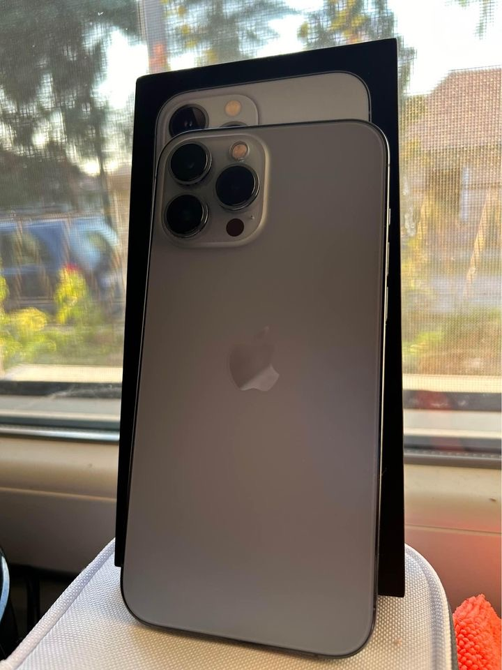 IPhone 13 Pro Max - Miniature 2