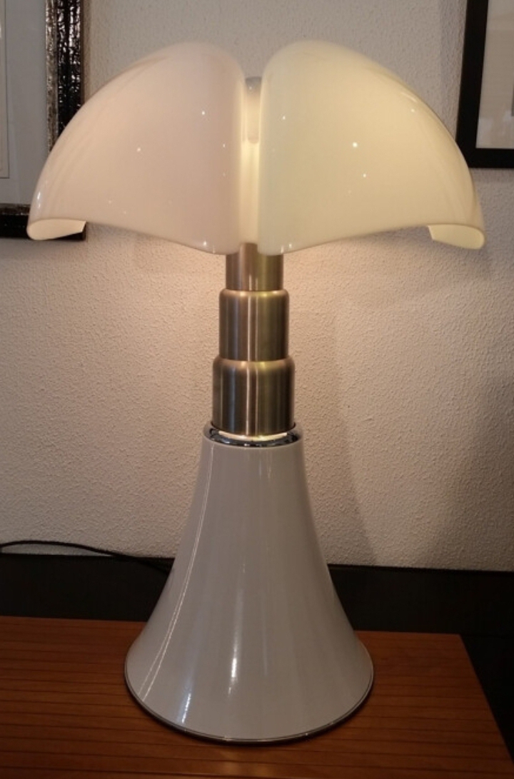 Lampe de table "Pipistrello" vintage Années 1966