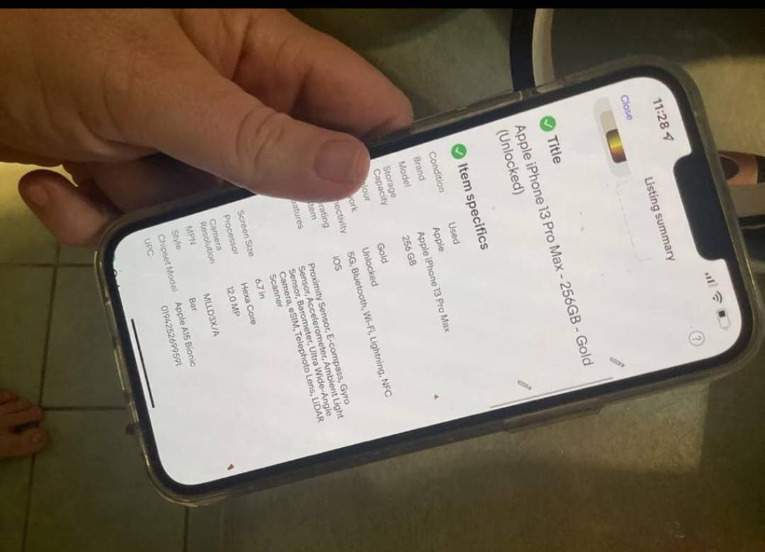 Salut !!! Je suis disponible à vendre mon iphone 13pro max 256gb