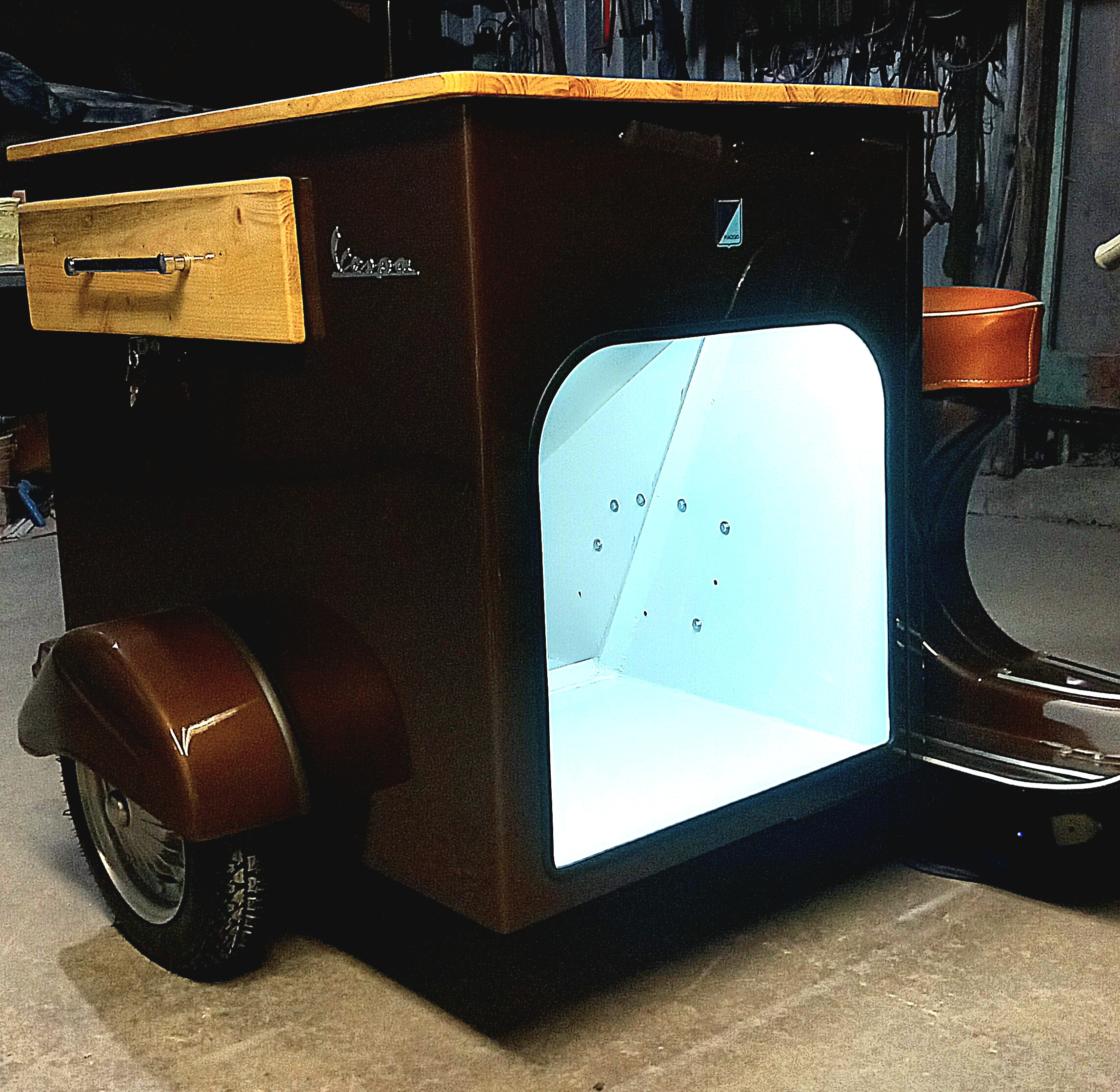 Italian vespa primavera bar design