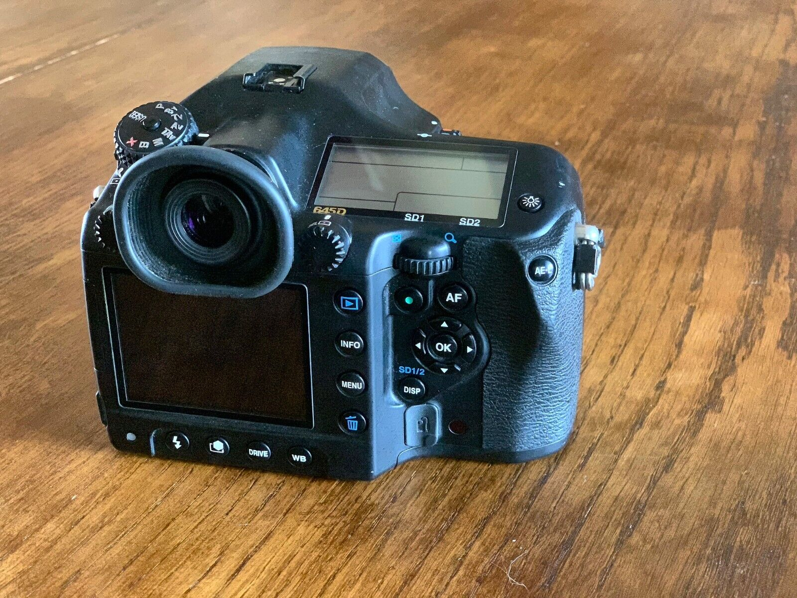 Pentax moyen format 645D reflex numérique boitier tropicalisé stabilisé