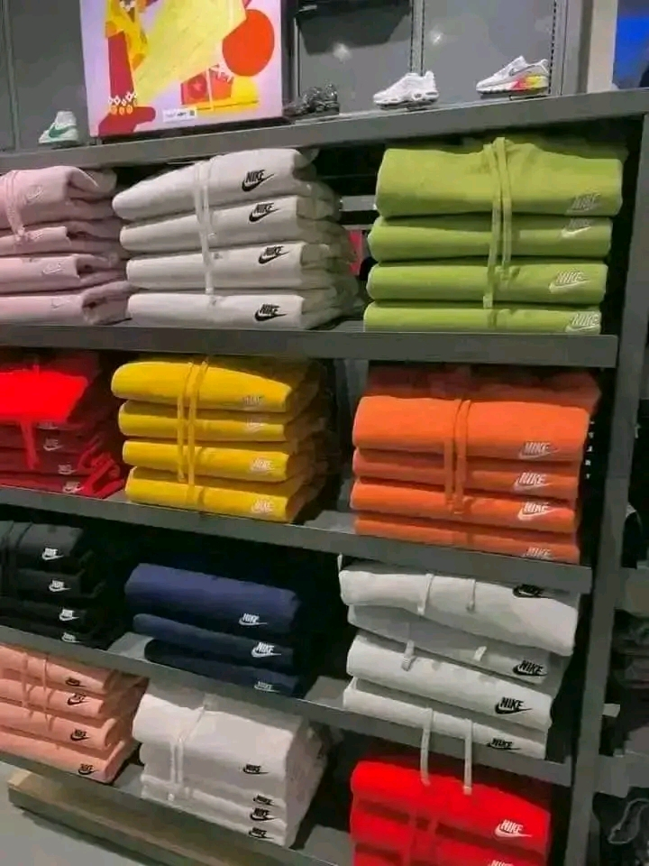 Vêtements femme et homme chez Jennifer Sanchez