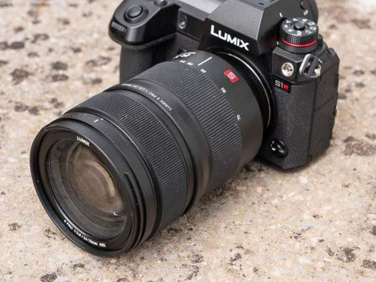 Lumix S Pro f/2.8