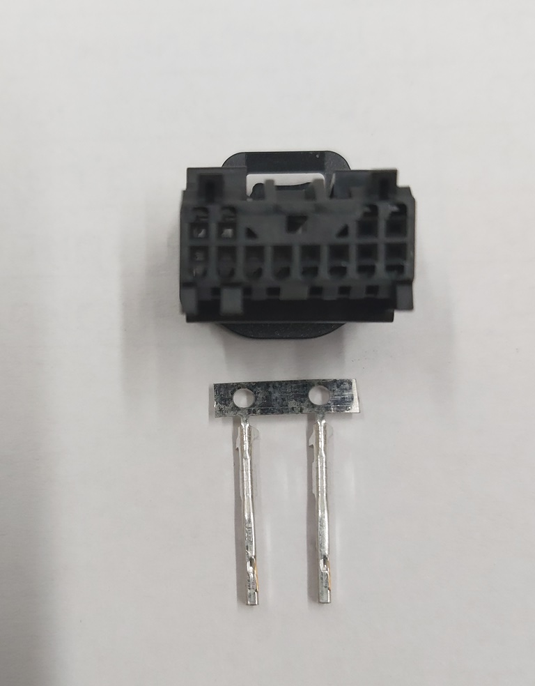 Connecteur de l'unité de commande principale X172 Broadreach Tesla  21775874 BX