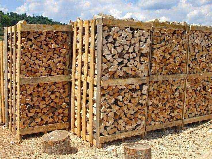 BOIS DE CHAUFFAGE 10 + 3 stères Bonus. Livraison comprise dans le prix